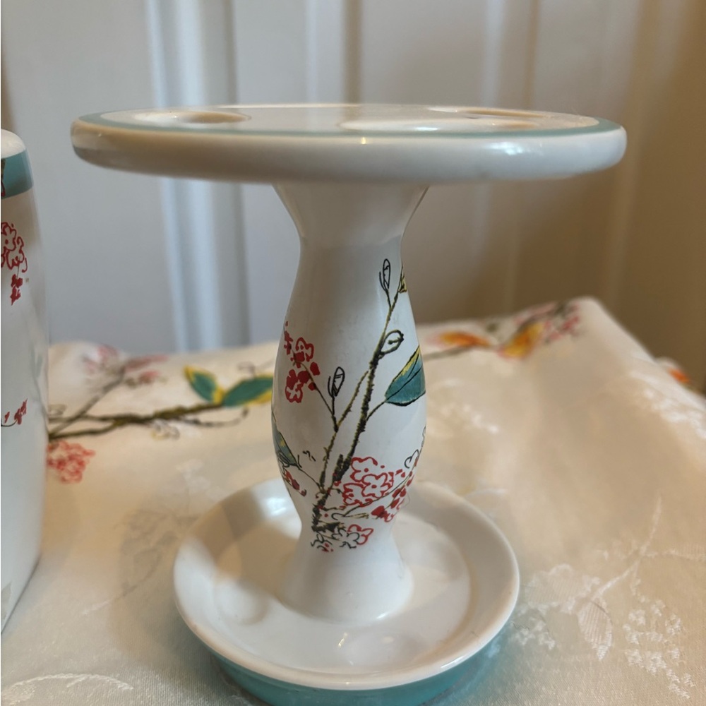 Lenox Bathroom set - Picture 7 of 11